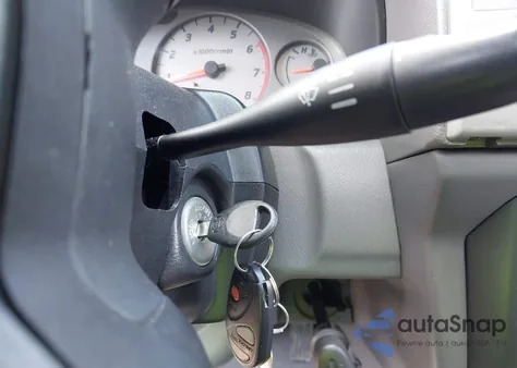 2001 Nissan Xterra Se z USA, uszkodzony, nr VIN 5N1ED28Y61C535488